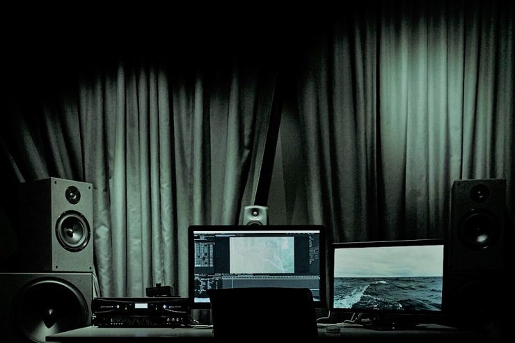 How Can Acoustic Curtains Benefit Musicians and Home Recording Studios