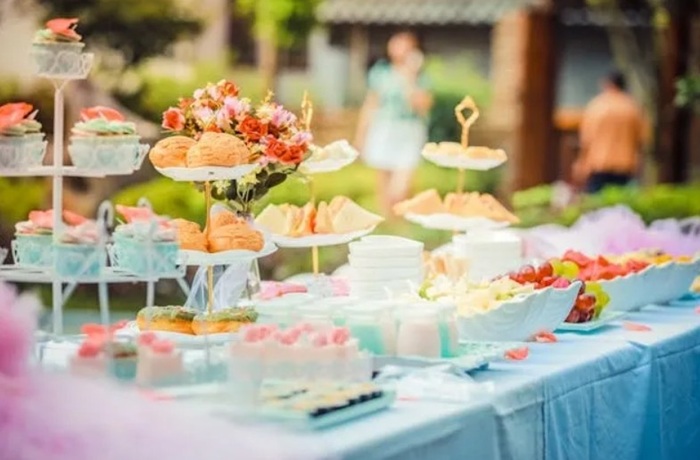 How Do Professional Caterers Use PVC Tablecloths to Elevate Their Event Presentations