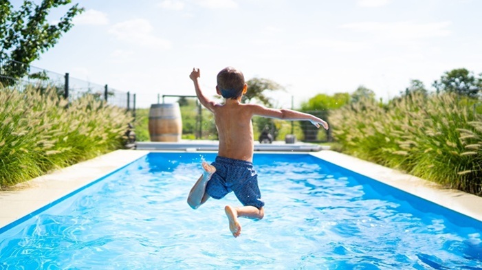 Why Should You Evaluate Your Site Before Building a Pool